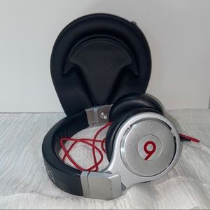 Bears By Dre. Pro Headphones with case